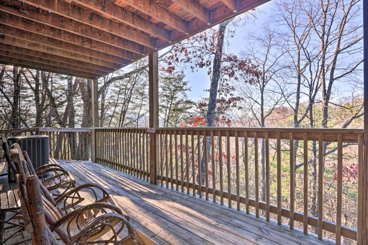 Luxe Cabin With Hot Tub, Theater, Pool Table, Arcade Pigeon Forge Dış mekan fotoğraf