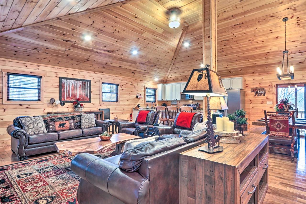 Luxe Cabin With Hot Tub, Theater, Pool Table, Arcade Pigeon Forge Dış mekan fotoğraf
